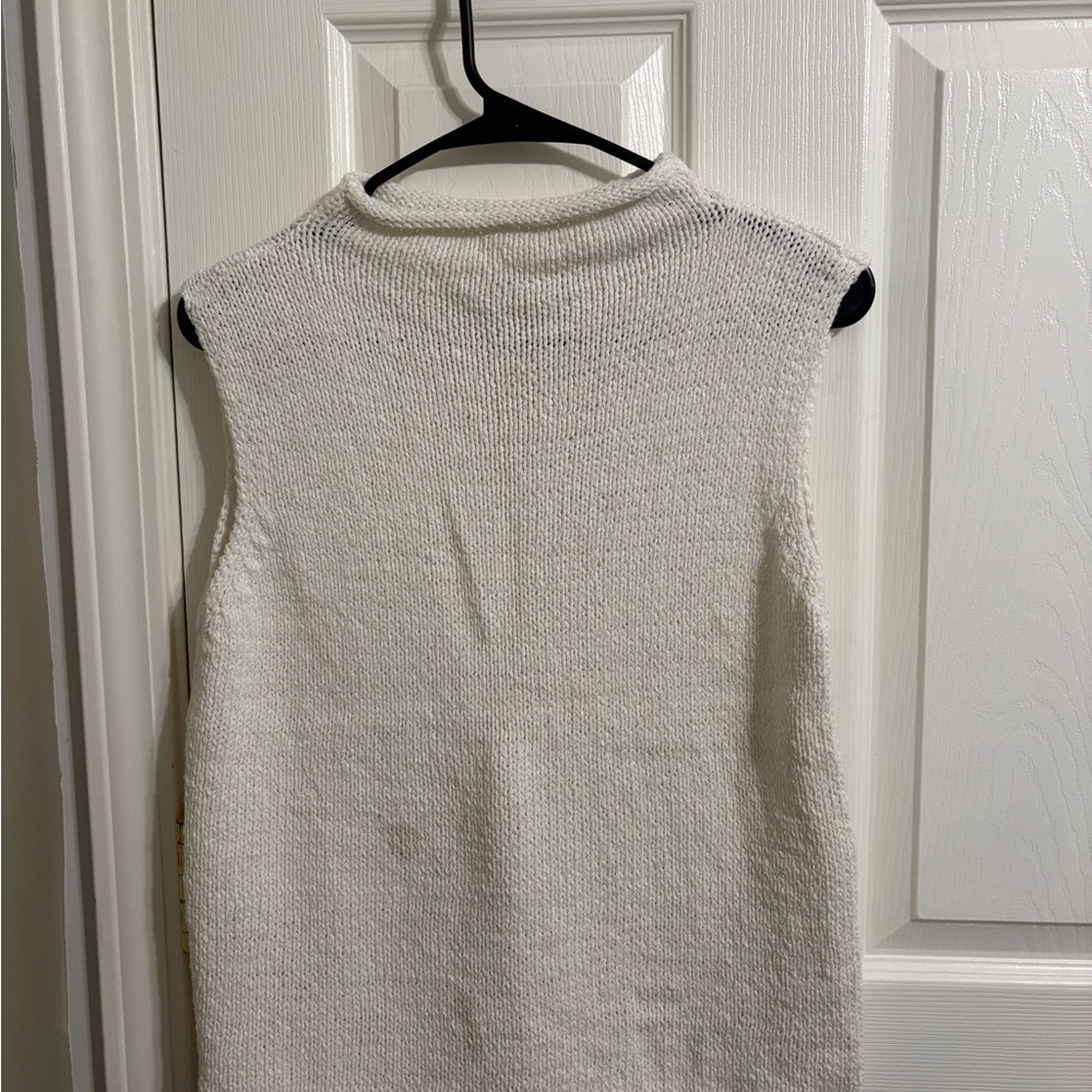 Cherokee Textured Knit Top in White